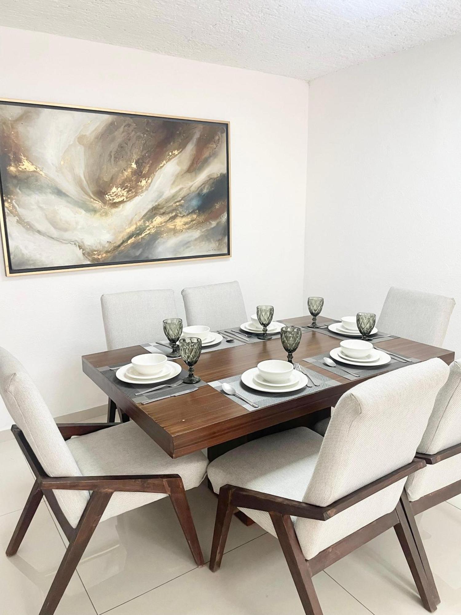 Suites Jacarandas 203 Guadalajara Bagian luar foto